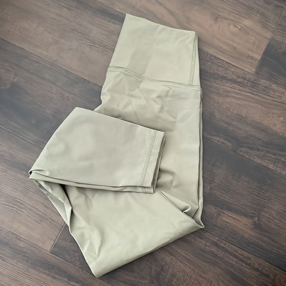 Women's Tan Pants